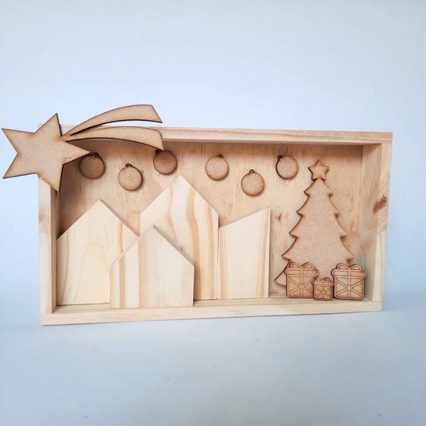 CAJON CON 4 CASAS + 11 APLIQUES NAVIDEÑOS