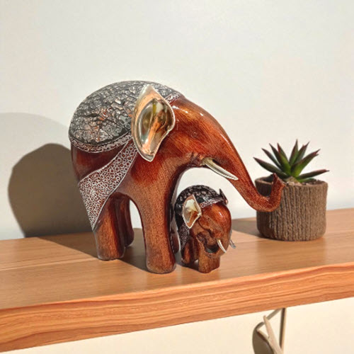 ELEFANTE CON CRIA