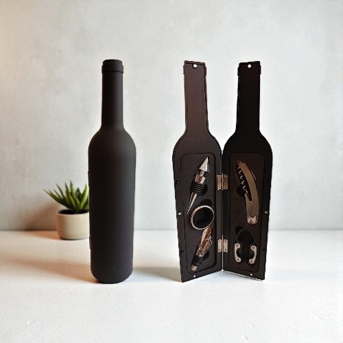 WINE TOOLS IN THE BOTTLE